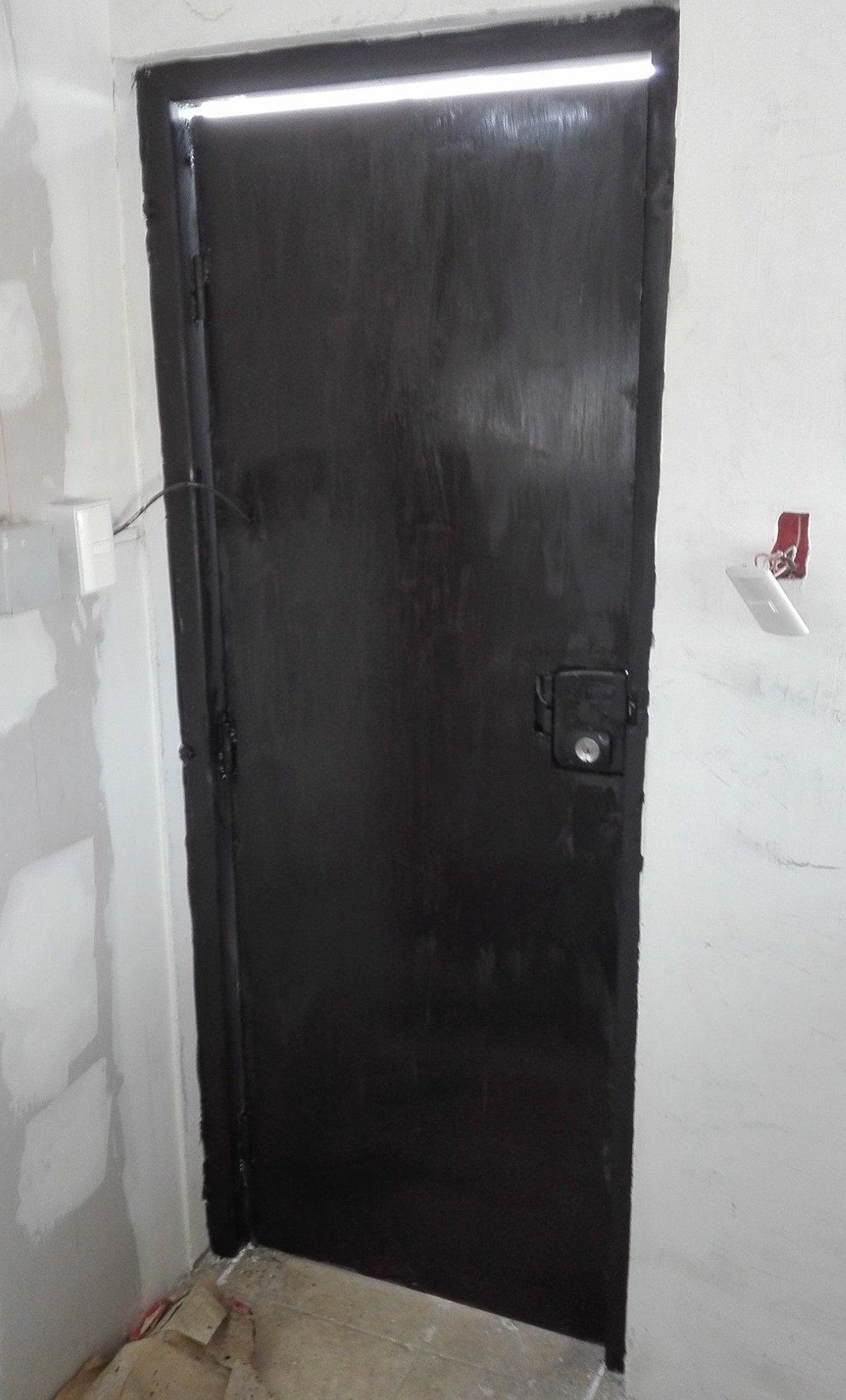 Puerta de metal